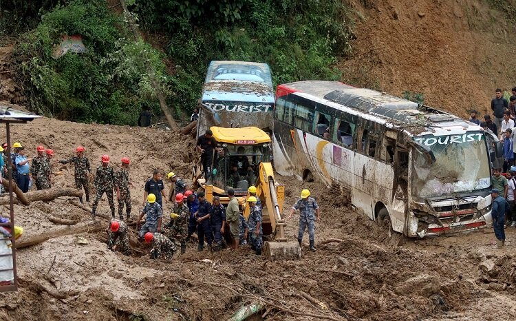 नेपाल में बाढ़ से भीषण तबाही, अबतक 112 लोगों की मौत, सौ से अधिक लापता